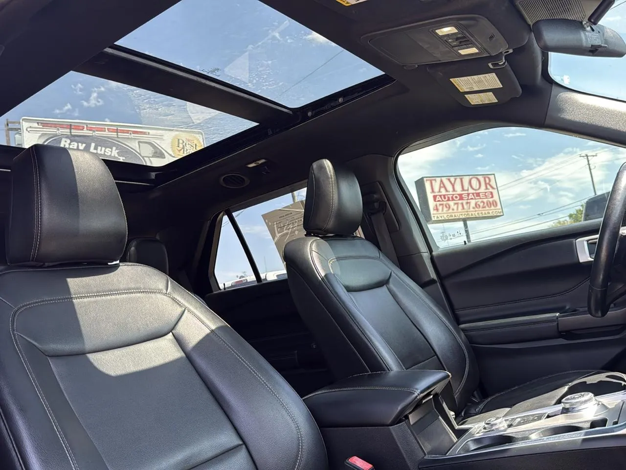 2020 Ford Explorer XLT - Photo 43
