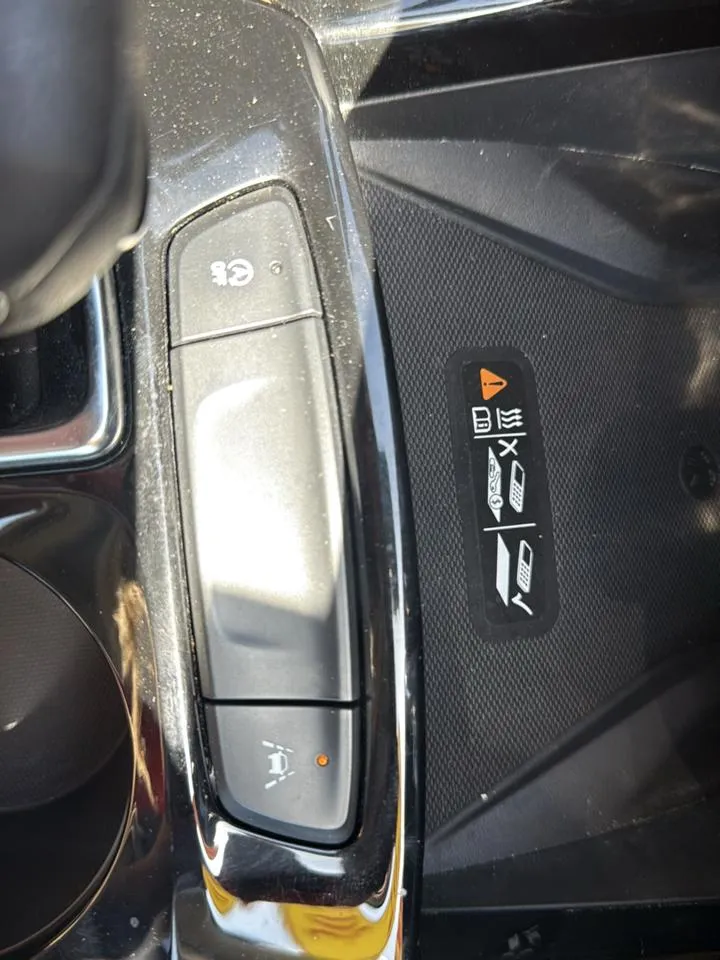 2024 Chevrolet Trax Activ - Photo 30