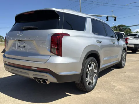 More photos of 2025 HYUNDAI PALISADE SEL PREMIUM at Taylor Auto Sales, Inc., AR