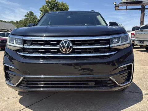 Photos of 2021 VOLKSWAGEN ATLAS V6 SE R-LINE for sale in Springdale, AR at Taylor Auto Sales, Inc.
