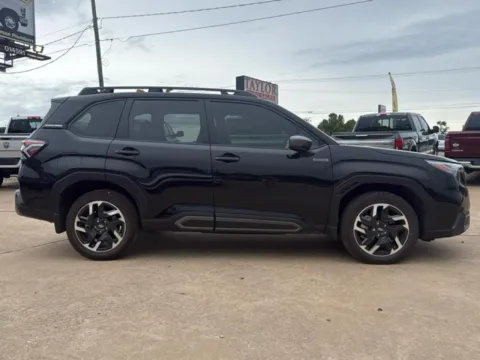 More photos of 2025 SUBARU FORESTER LIMITED HYBRID at Taylor Auto Sales, Inc., AR