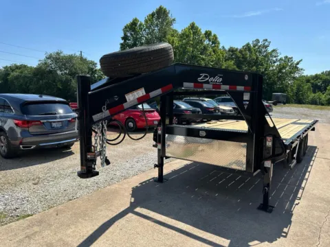 More photos of 2025 DELTA MANUFACTURING 27GT 22' GOOSENECK TILT at Taylor Auto Sales, Inc., AR