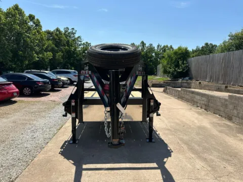 Another view of 2025 DELTA MANUFACTURING 27GT 22' GOOSENECK TILT for sale in Springdale, AR at Taylor Auto Sales, Inc.