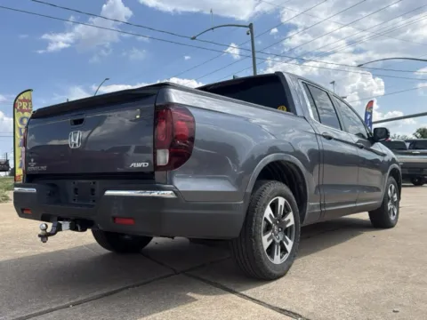 More photos of 2019 HONDA RIDGELINE RTL at Taylor Auto Sales, Inc., AR