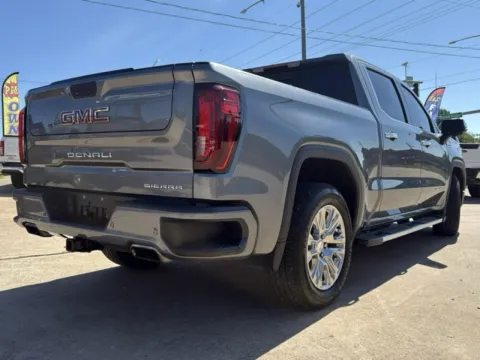 More photos of 2021 GMC SIERRA 1500 DENALI at Taylor Auto Sales, Inc., AR