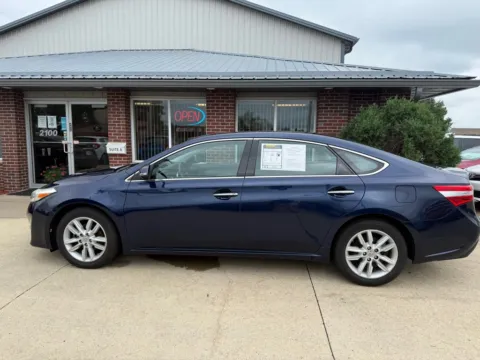 More photos of 2013 TOYOTA AVALON XLE at Road Runner Auto Sales and Service, IA