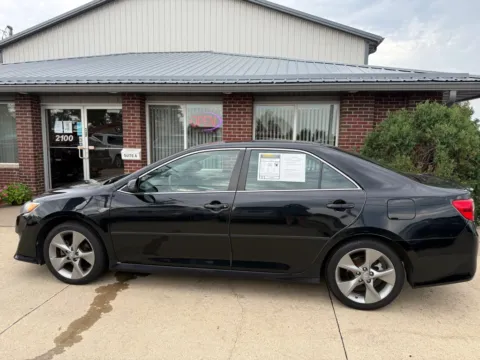 More photos of 2014 TOYOTA CAMRY SE SPORT at Road Runner Auto Sales and Service, IA