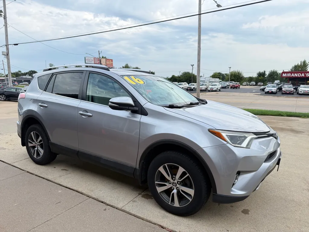 Silver 2016 TOYOTA RAV4 XLE for sale in Cedar Rapids, IA