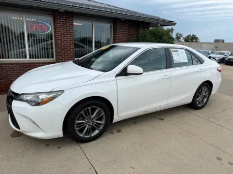 Another view of 2016 TOYOTA CAMRY SE for sale in Cedar Rapids, IA at Road Runner Auto Sales and Service