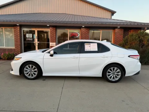 More photos of 2019 TOYOTA CAMRY LE at Road Runner Auto Sales and Service, IA