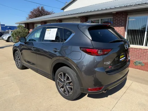 More photos of 2017 MAZDA CX-5 GRAND TOURING at Road Runner Auto Sales and Service, IA