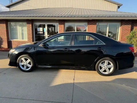 More photos of 2013 TOYOTA CAMRY SE at Road Runner Auto Sales and Service, IA