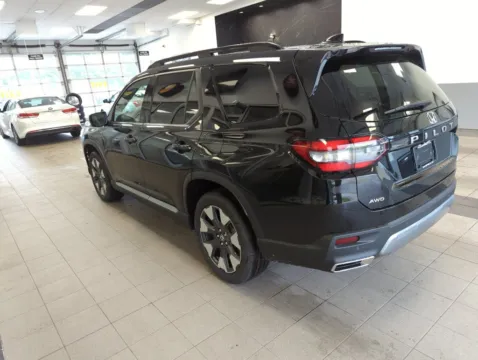 Another view of 2026 Honda Pilot TrailSport for sale in Mansfield, OH at Clement Honda of Mansfield