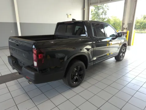 More photos of 2026 Honda Ridgeline Black Edition at Clement Honda of Mansfield, OH