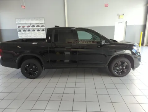 More photos of 2026 Honda Ridgeline Black Edition at Clement Honda of Mansfield, OH