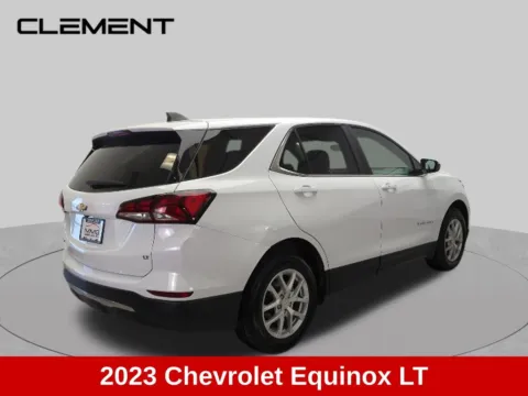 More photos of 2023 Chevrolet Equinox LT at Clement Honda of Mansfield, OH