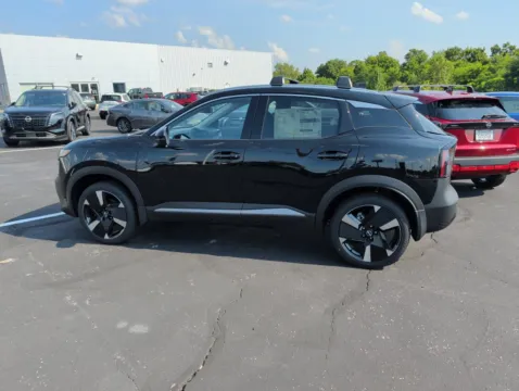 More photos of 2026 Nissan Kicks SR at Clement Nissan of Mansfield, OH