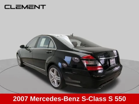 More photos of 2007 Mercedes-Benz S-Class S 550 at Clement Nissan of Mansfield, OH