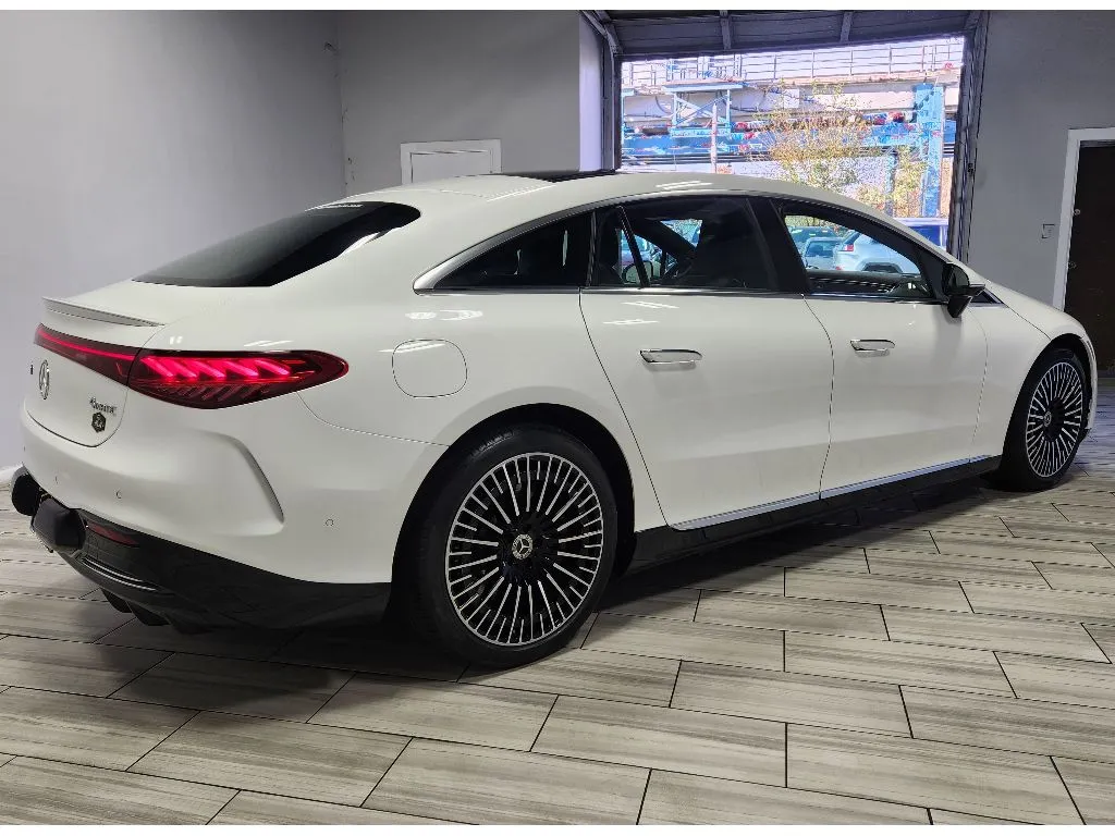 More photos of 2022 Mercedes-Benz EQS 580 at Torresdale Ave, PA