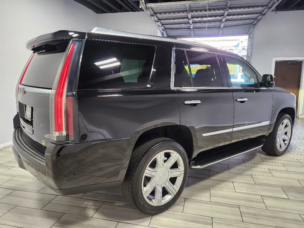 More photos of 2019 Cadillac Escalade Luxury at Torresdale Ave, PA