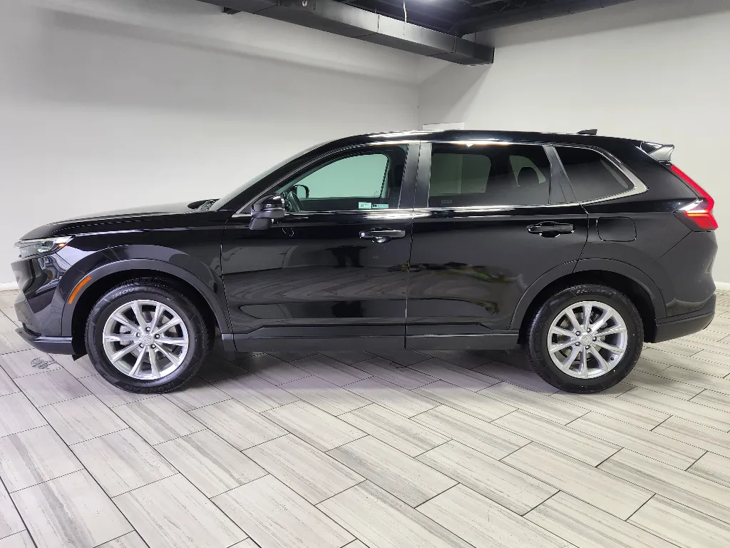 Photos of 2023 Honda CR-V EX for sale in Philadelphia, PA at Torresdale Ave