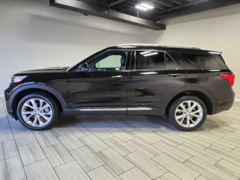 Photos of 2022 Ford Explorer Platinum for sale in Philadelphia, PA at Torresdale Ave