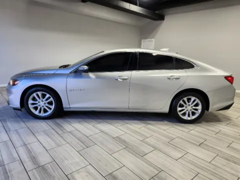 Photos of 2018 Chevrolet Malibu LT for sale in Philadelphia, PA at Torresdale Ave