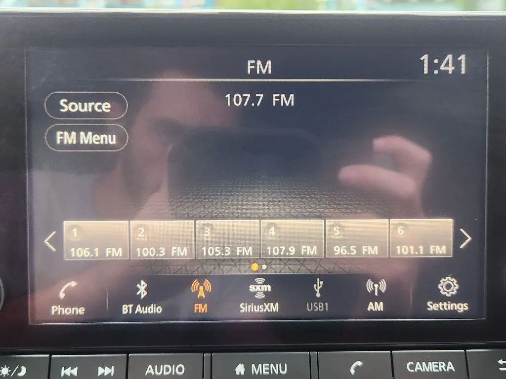 2021 Nissan Rogue SV - Photo 20