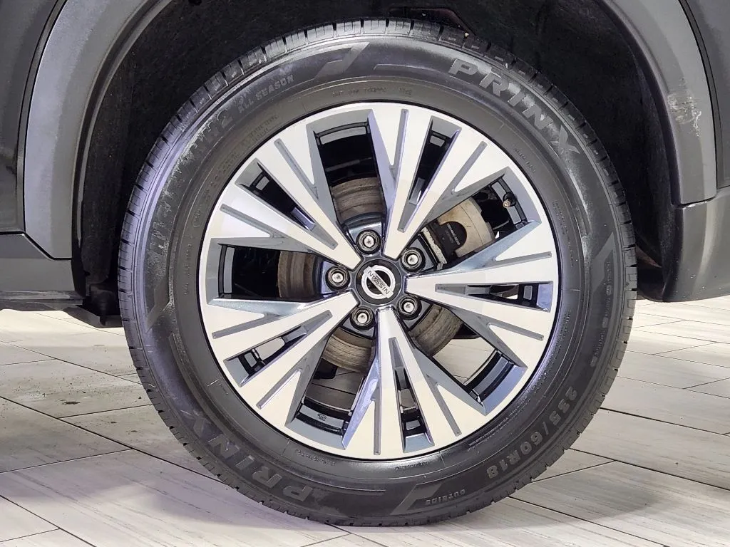 2021 Nissan Rogue SV - Photo 9
