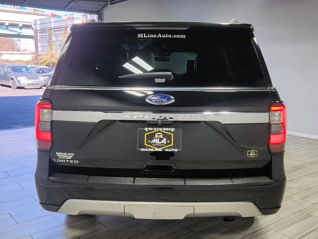 More photos of 2020 Ford Expedition Limited at Torresdale Ave, PA