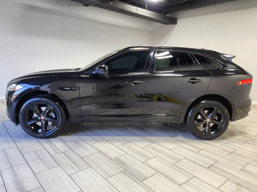 Photos of 2018 Jaguar F-Pace R-Sport for sale in Philadelphia, PA at Torresdale Ave