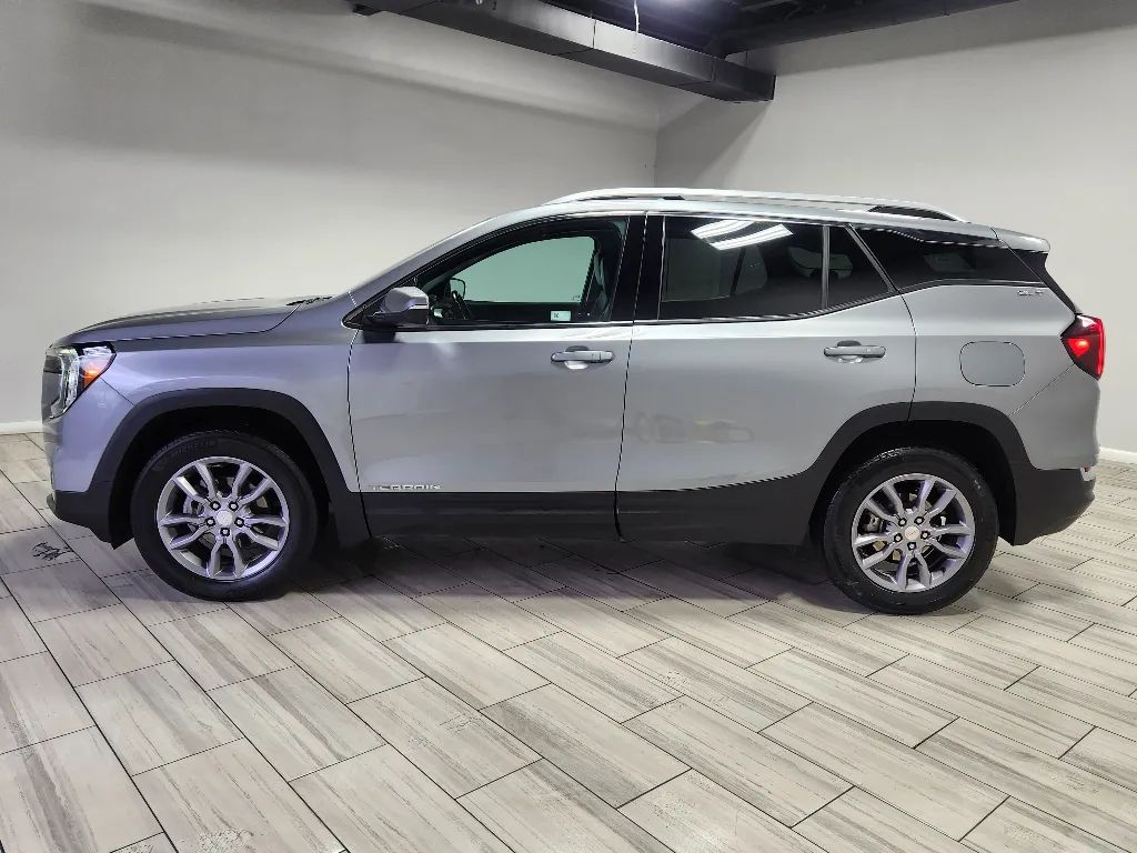 Photos of 2024 GMC Terrain SLT for sale in Philadelphia, PA at Torresdale Ave