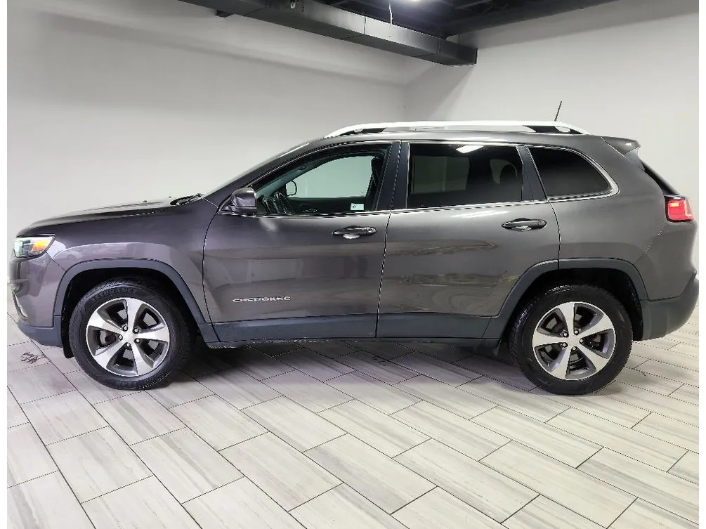 Photos of 2019 Jeep Cherokee Limited for sale in Philadelphia, PA at Torresdale Ave
