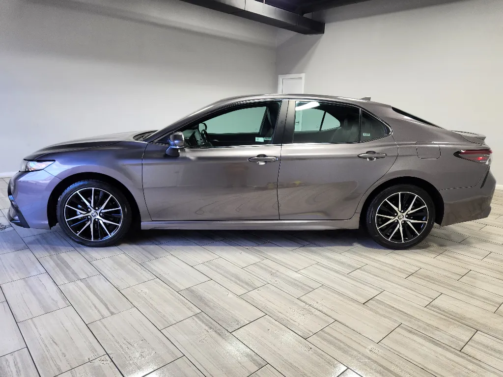 Photos of 2024 Toyota Camry SE for sale in Philadelphia, PA at Torresdale Ave