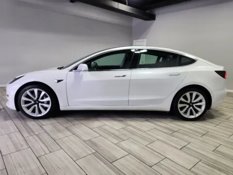 Photos of 2020 Tesla Model 3 Long Range for sale in Philadelphia, PA at Torresdale Ave