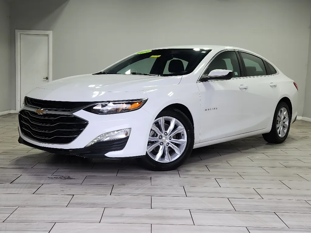 White 2024 Chevrolet Malibu LT for sale in Philadelphia, PA