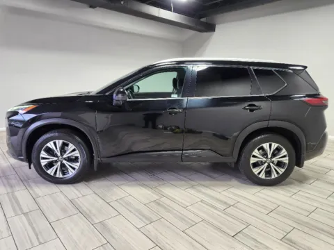 Photos of 2021 Nissan Rogue SV for sale in Philadelphia, PA at Torresdale Ave