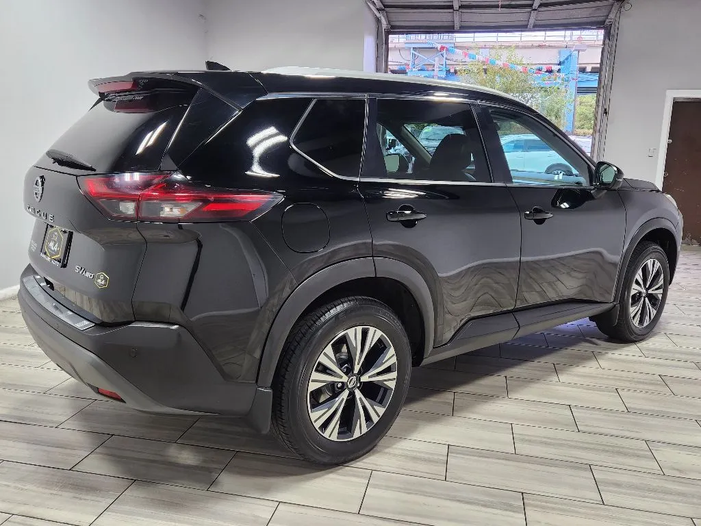 More photos of 2021 Nissan Rogue SV at Torresdale Ave, PA