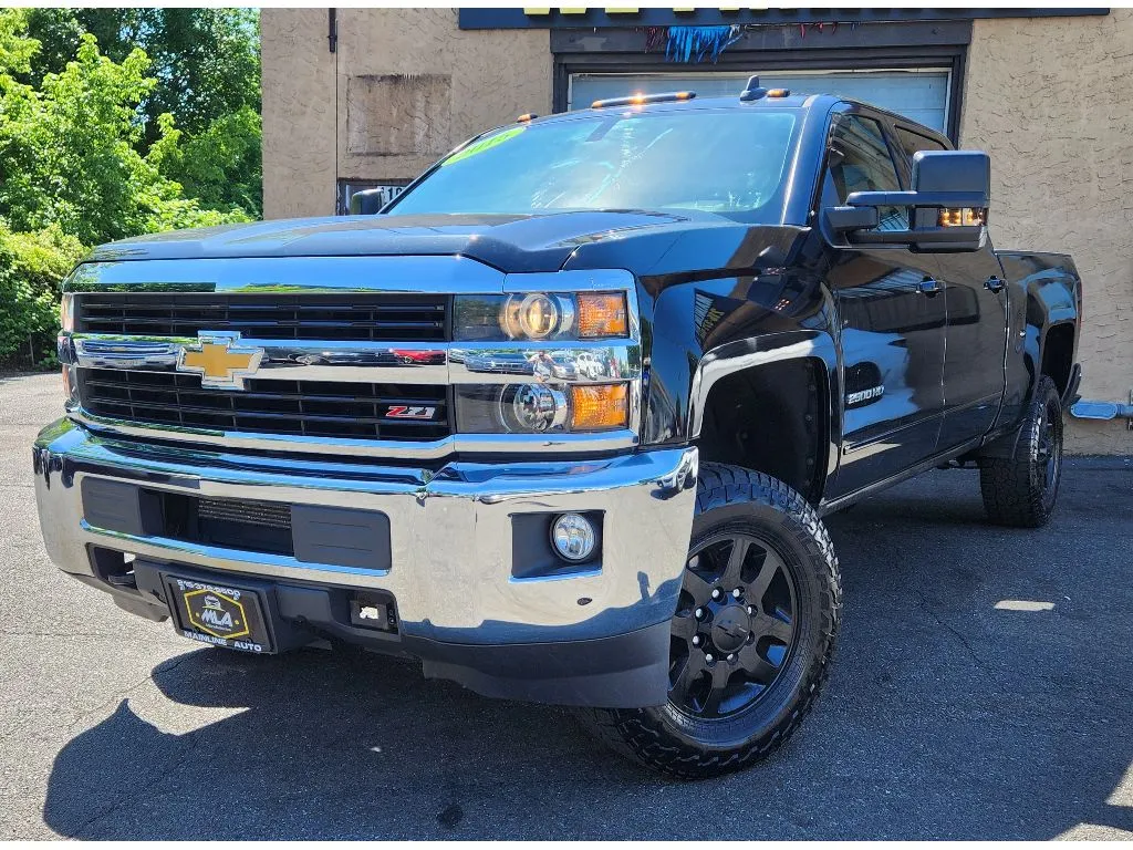 Black 2015 Chevrolet Silverado LT for sale in Philadelphia, PA