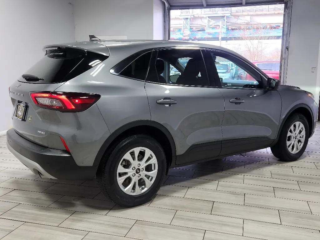 More photos of 2024 Ford Escape Active at Torresdale Ave, PA