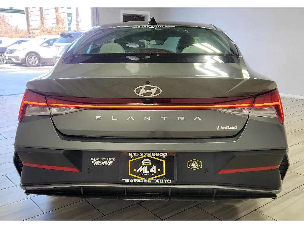 More photos of 2024 Hyundai Elantra Limited at Torresdale Ave, PA