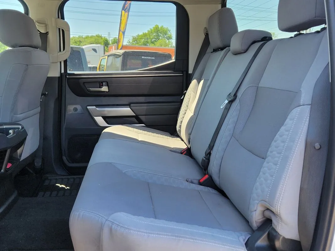 2023 Toyota Tundra SR5 - Photo 13