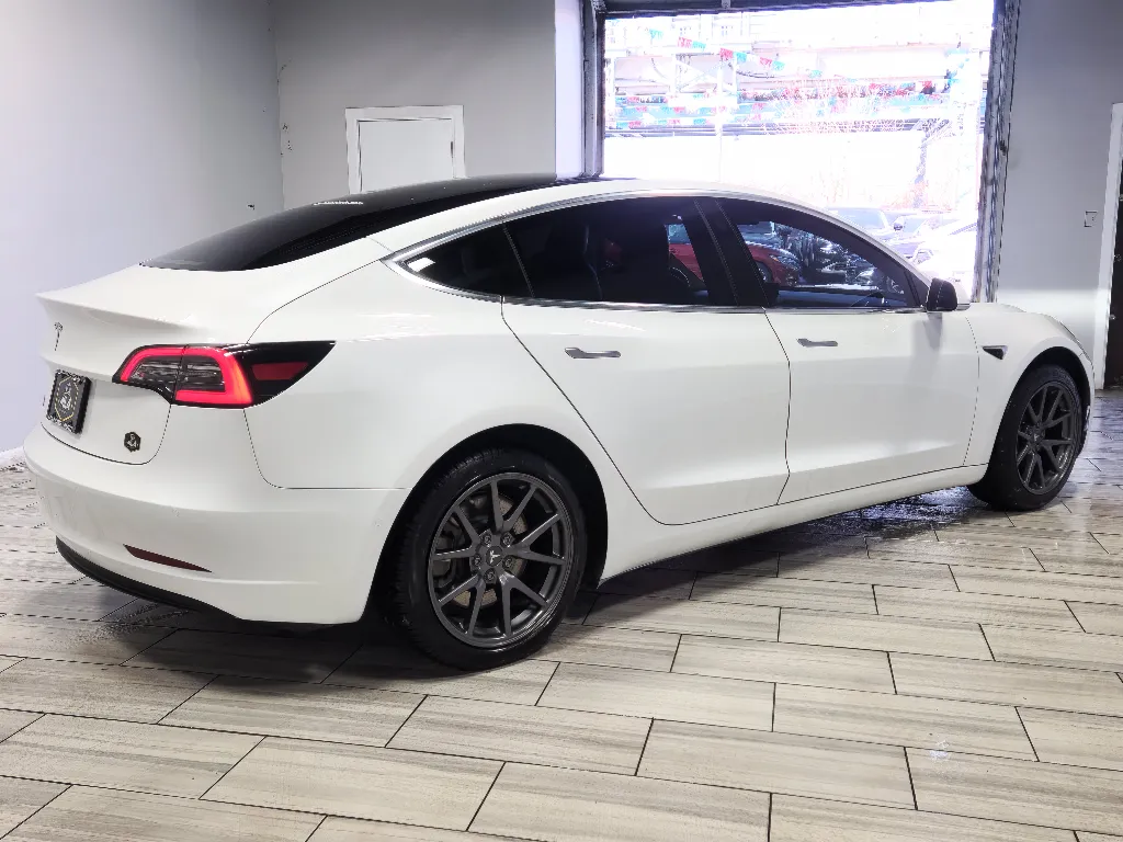 More photos of 2019 Tesla Model 3 Standard Range Plus at Torresdale Ave, PA