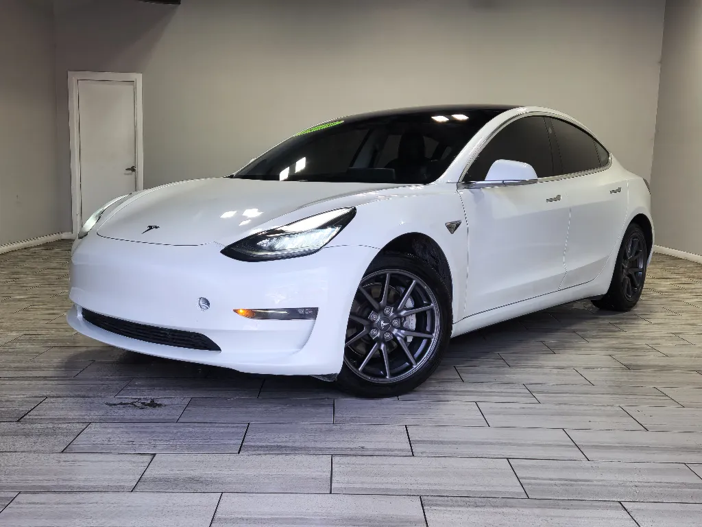 White 2019 Tesla Model 3 Standard Range Plus for sale in Philadelphia, PA