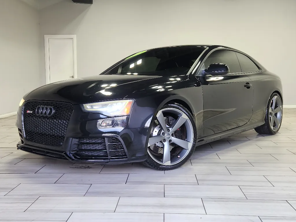 Black 2013 Audi RS 5 4.2 (S tronic) for sale in Philadelphia, PA