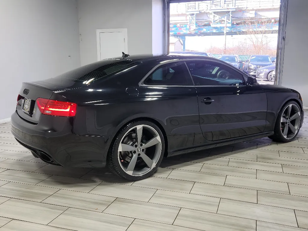 More photos of 2013 Audi RS 5 4.2 (S tronic) at Torresdale Ave, PA