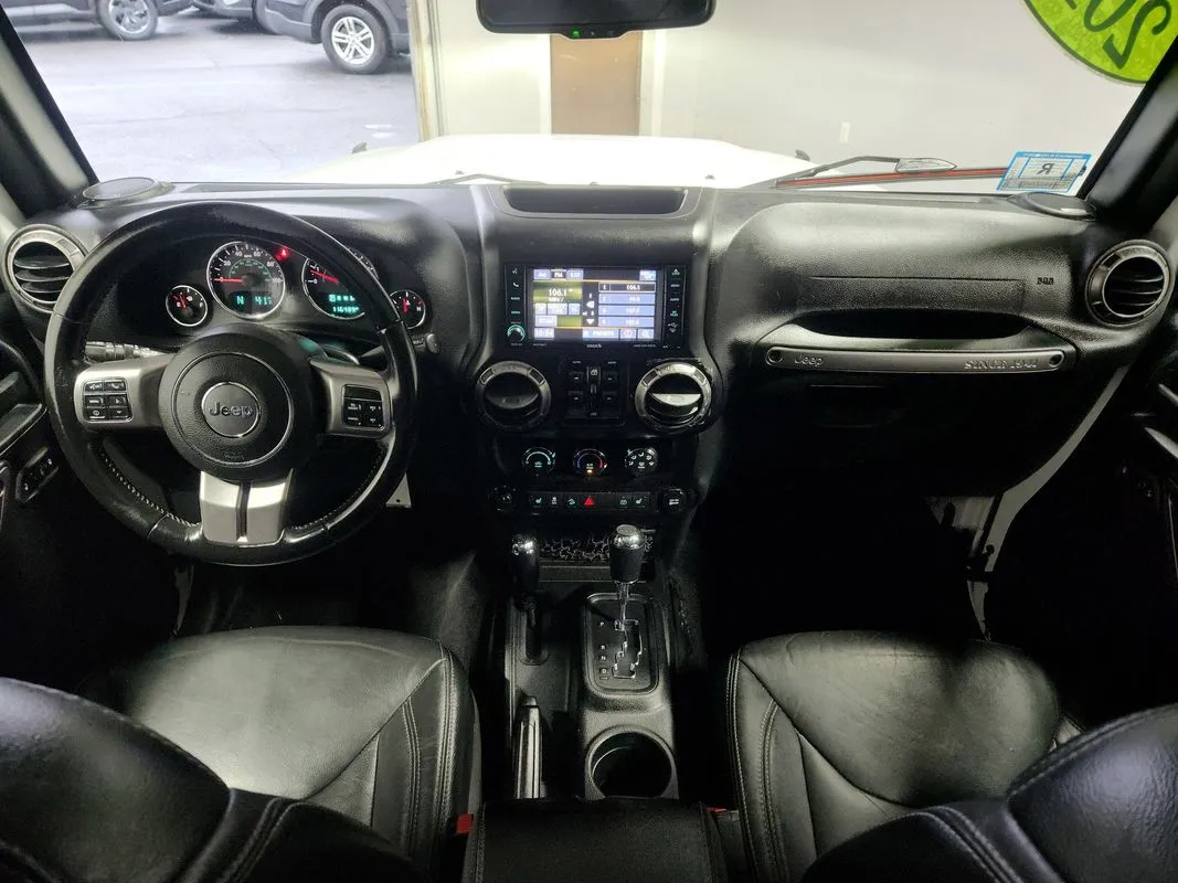 Jeep Wrangler JK photo 15