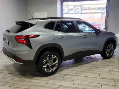 More photos of 2025 Chevrolet Trax LT at Torresdale Ave, PA