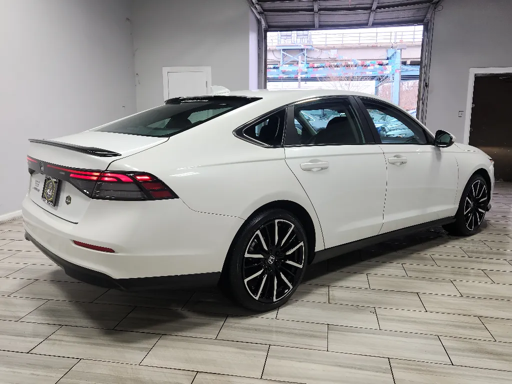 More photos of 2023 Honda Accord LX at Torresdale Ave, PA