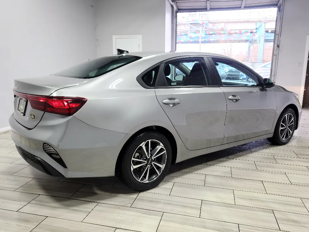 More photos of 2023 Kia Forte LXS at Torresdale Ave, PA